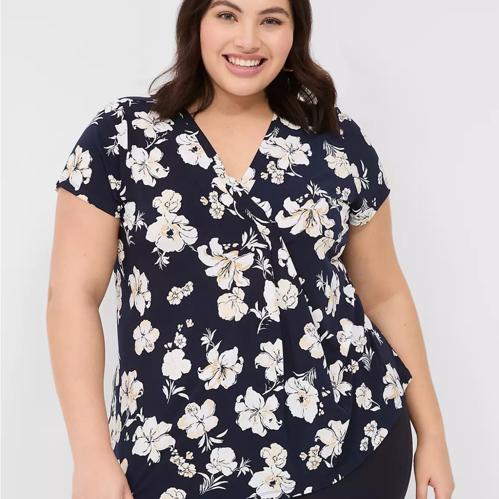 Lane Bryant Navy Floral Blouse Cap-Sleeve Pleat-Front Top 18/20